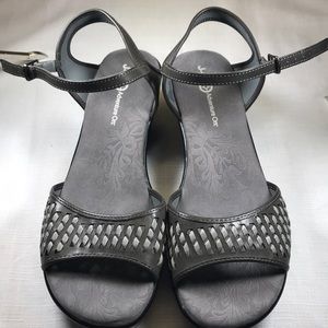 🍍J-41 Adventure on women’s sandals